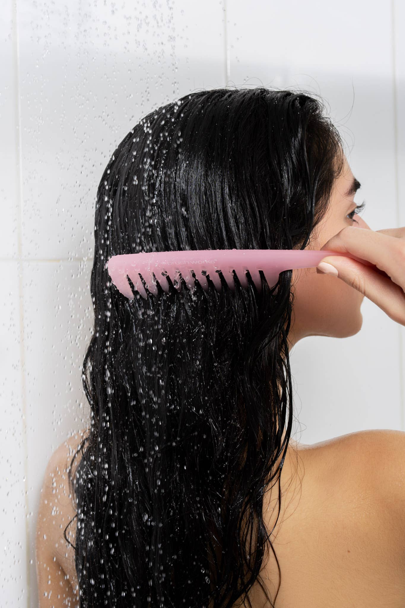 BRUSHWORKS SHOWER COMB
