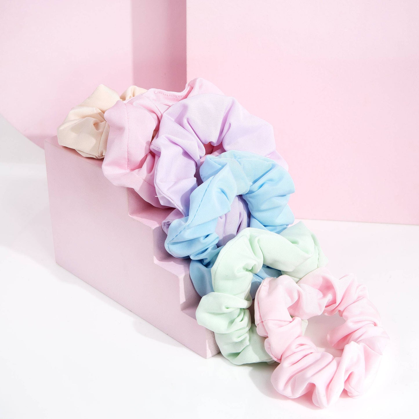 BRUSHWORKS PASTEL SCRUNCHIES (PACK OF 6)