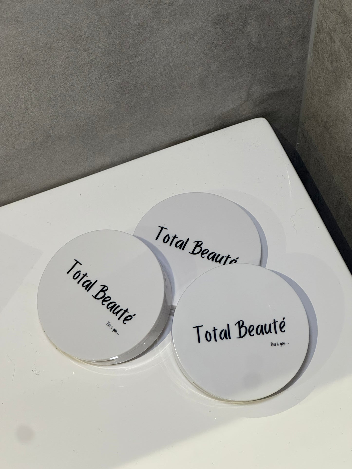 TOTAL BEAUTÉ BLEND AND GLOW BLUSH KIT