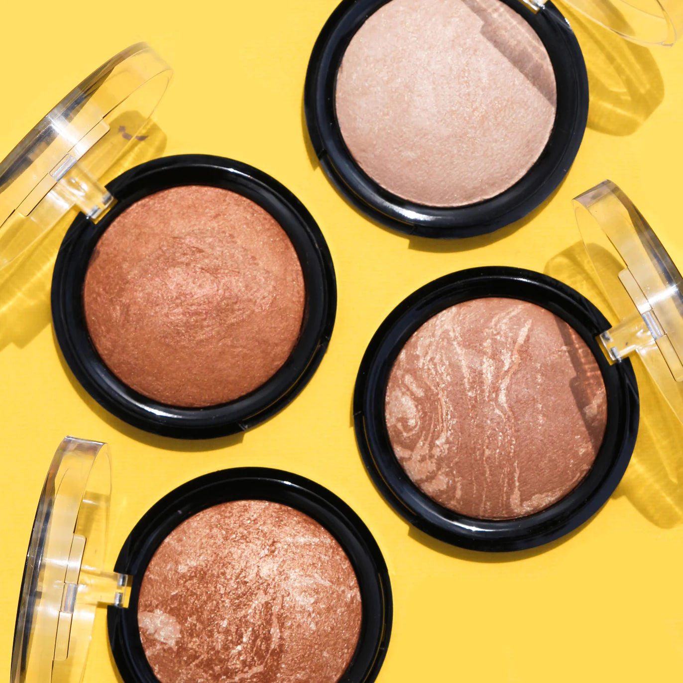 JCAT GOLDEN SOIL BAKED BRONZER