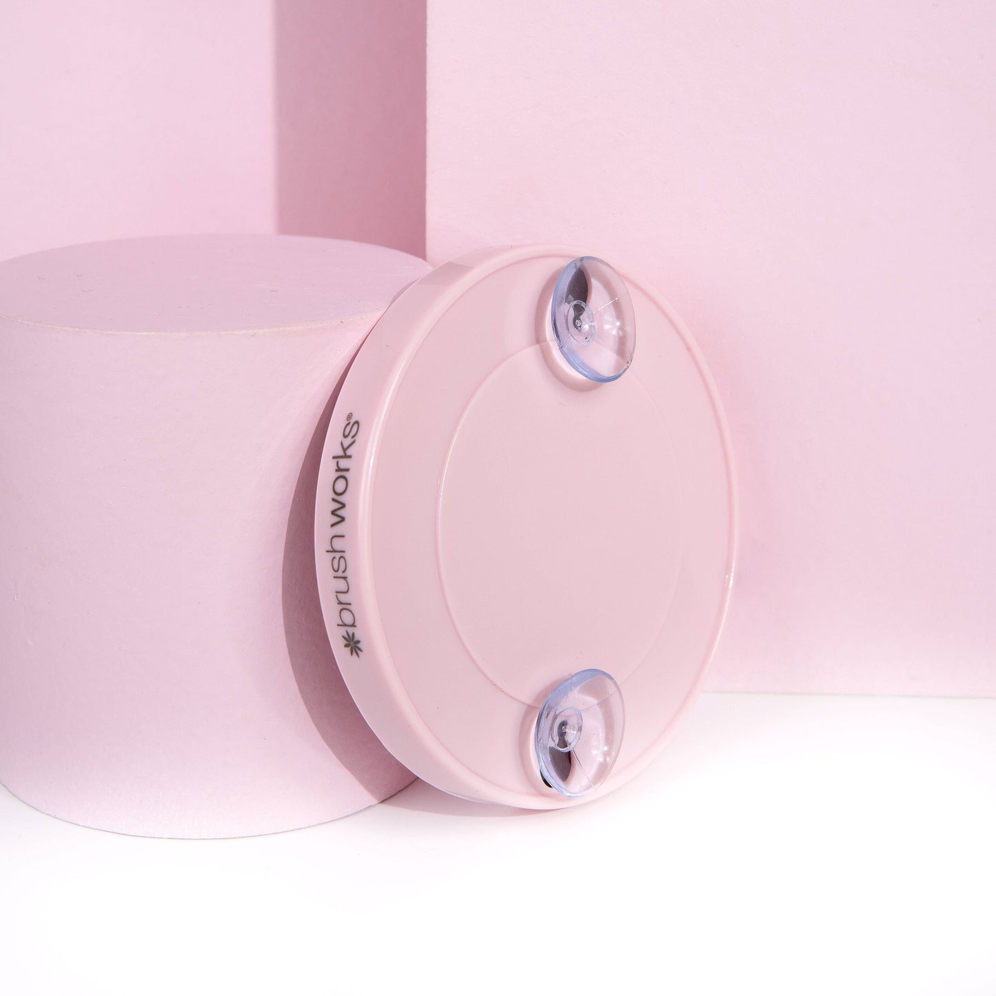 BRUSHWORKS MAGNIFYING MIRROR (10X MAGNIFICATION)