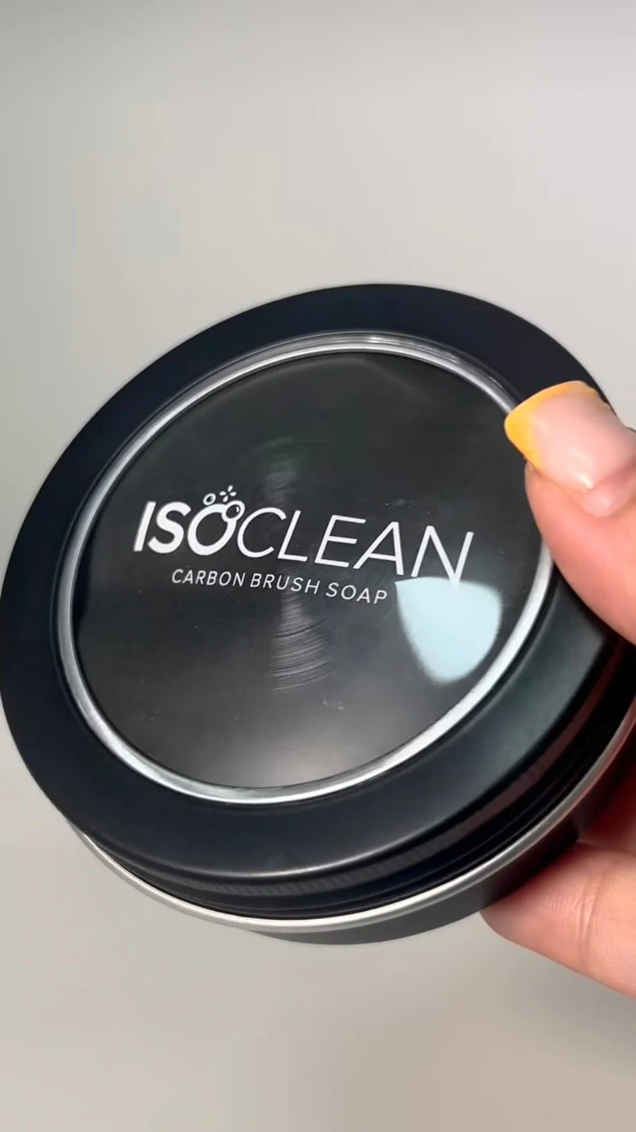 ISOCLEAN CARBON MAKEUP BRUSH SOAP